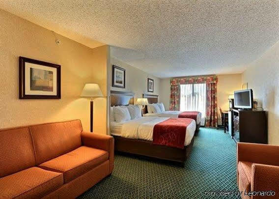 Comfort Suites Canton - Detroit Екстериор снимка