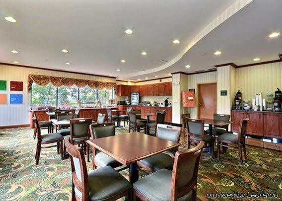 Comfort Suites Canton - Detroit Екстериор снимка